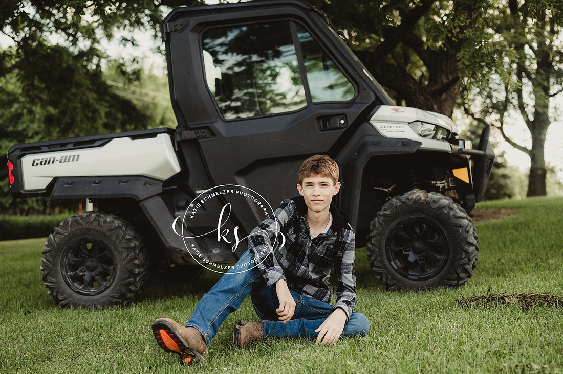 Outdoor Farm Senior Portraits photographed by Iowa Senior Photographer KS Photography