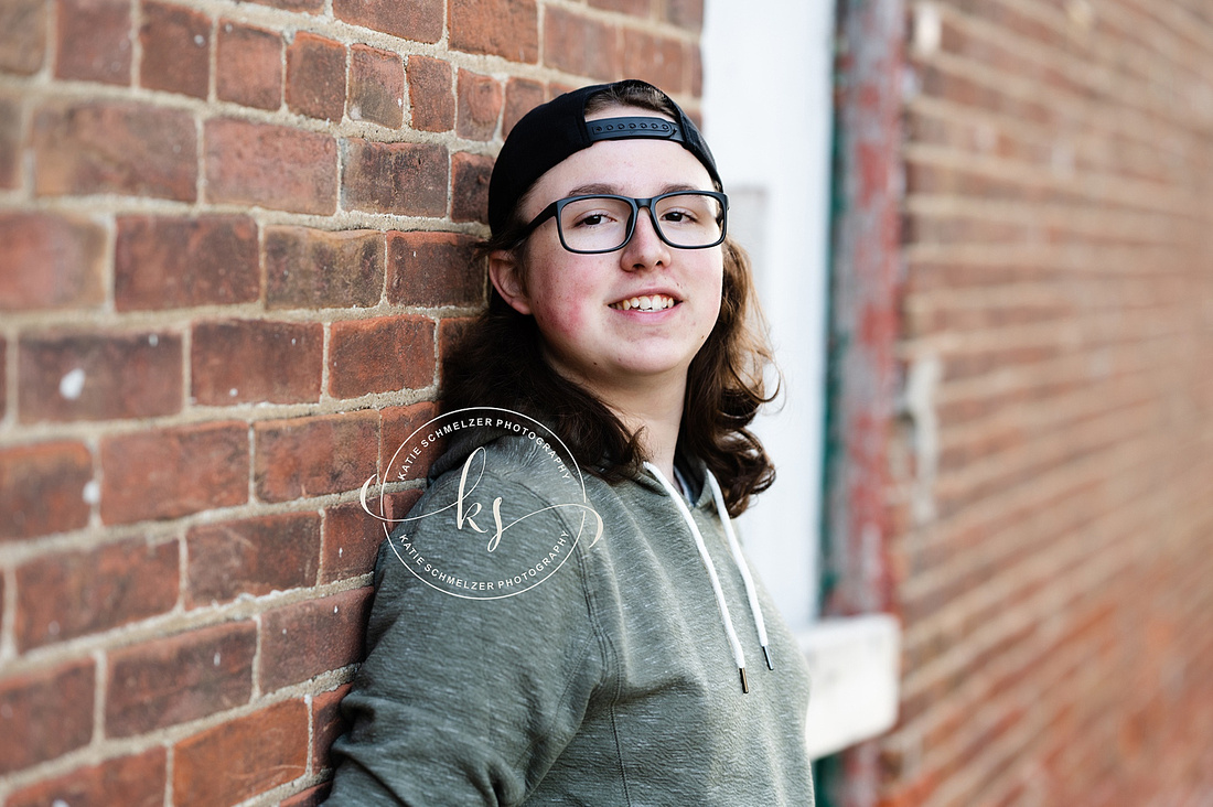 Iowa Senior Session with Guitar photographed by Iowa Senior Photographer KS Photography