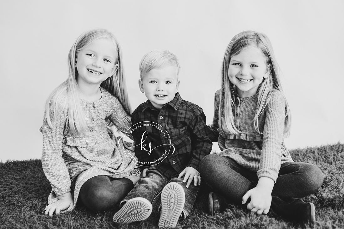Oxford Family Portrait Session photographed by IA Family Photographer KS Photography
