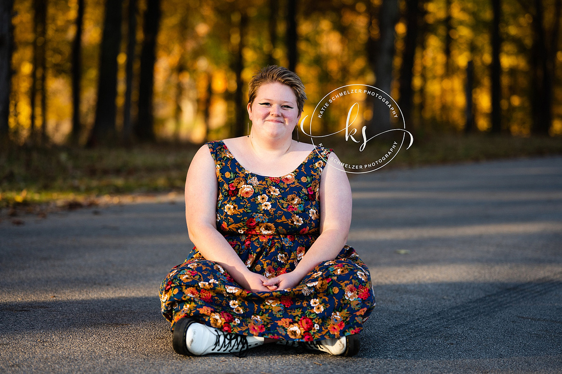 Fall Senior Session in Iowa Park photographed by IA Senior Photographer KS Photography