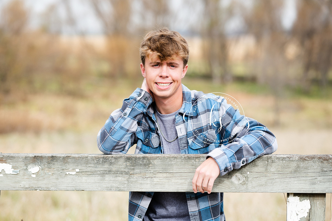 IA Senior Session at Kent Park photographed by Iowa Senior Photographer KS Photography