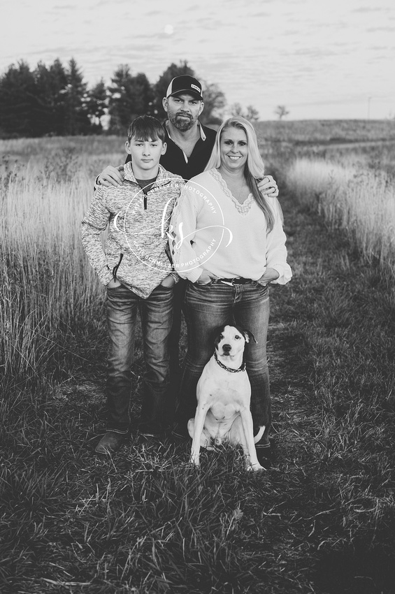 Iowa Sunset Family Portraits photographed by IA family Photographer KS Photography