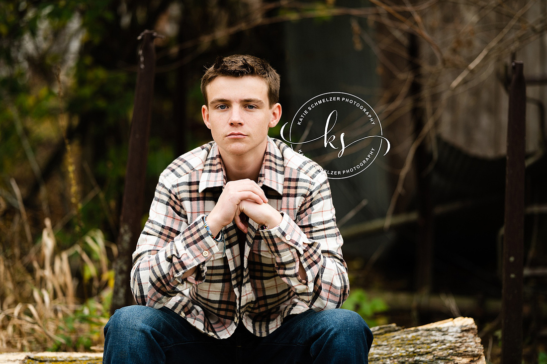 Kent Park Senior Session photographed by   Iowa Senior Photographer KS Photography