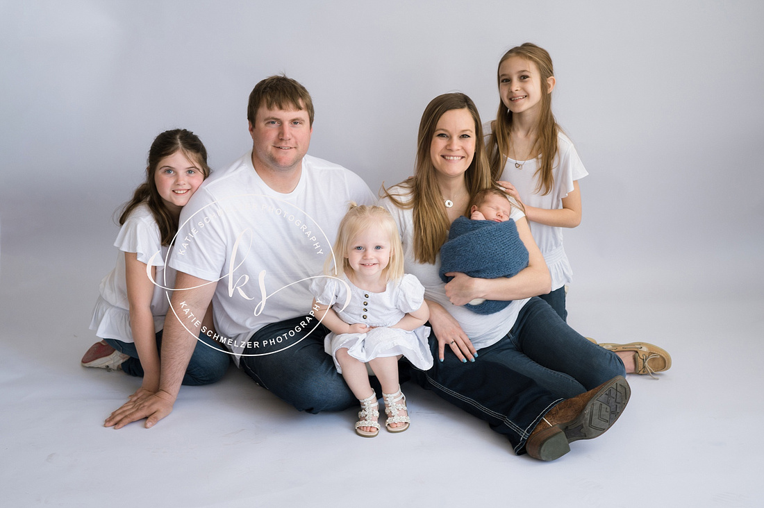 Adorable Newborn Studio Session photographed by Iowa Newborn photographer KS Photography