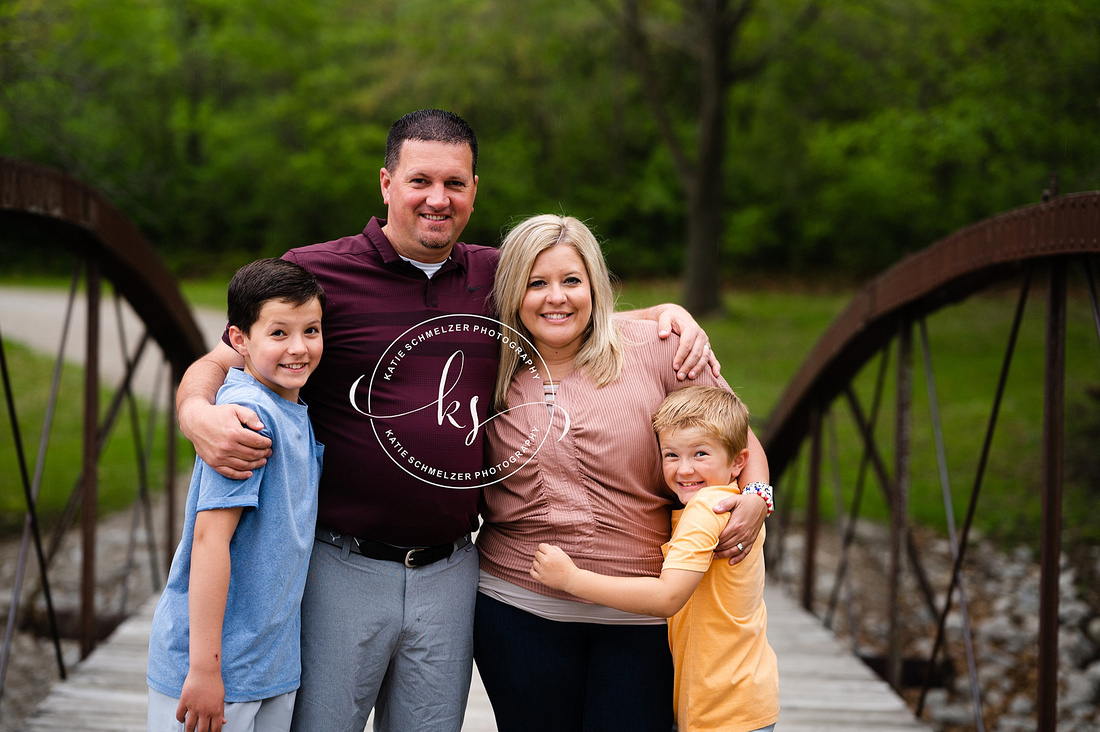 Outdoor Iowa Family Session photographed by Iowa Family Photographer KS Photography