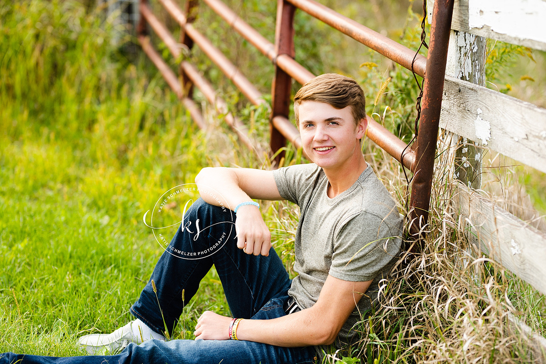 Iowa Senior Portraits in Amana with KS Photography, IA senior portrait photographer