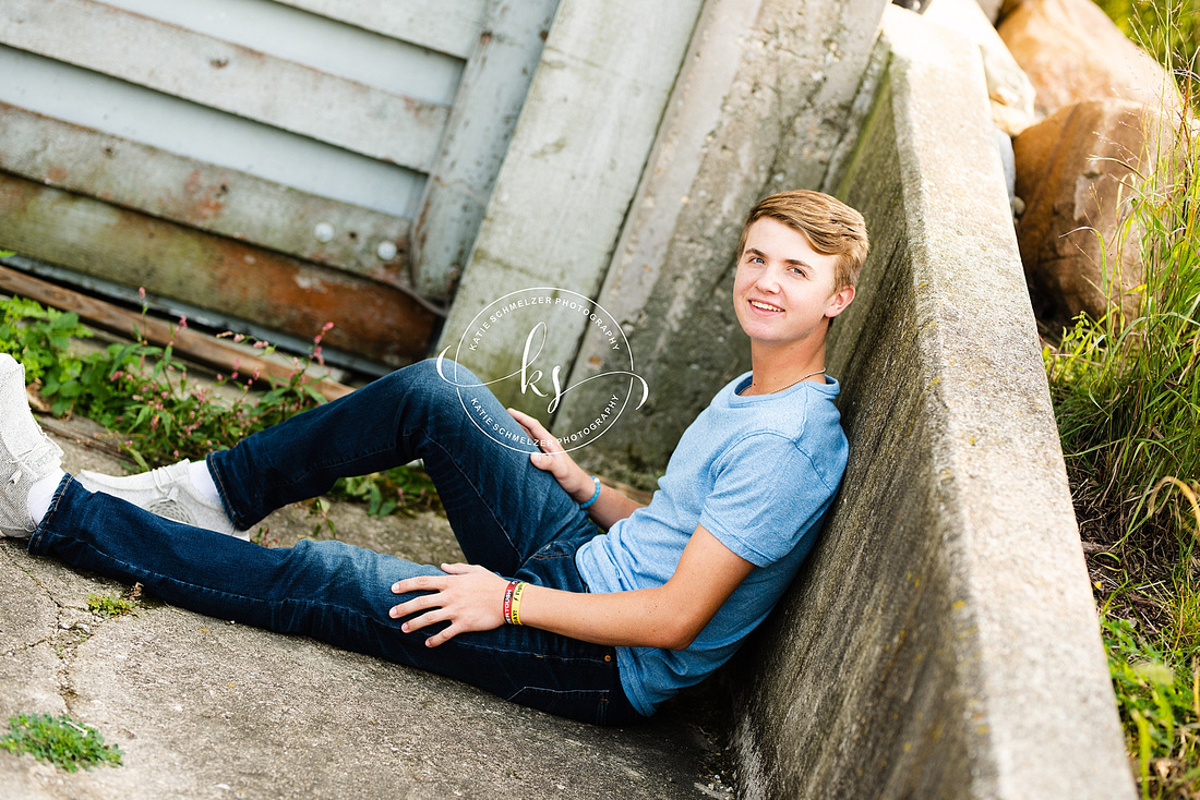 Iowa Senior Portraits in Amana with KS Photography, IA senior portrait photographer