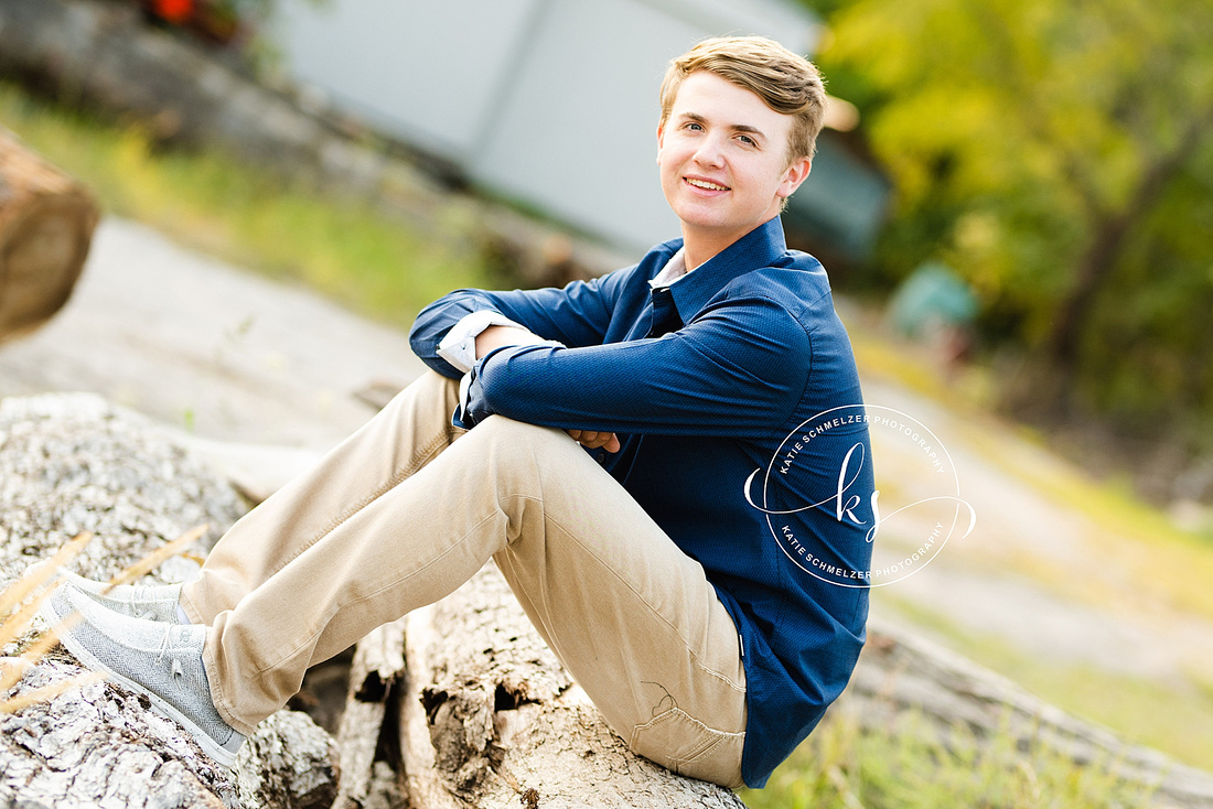 Iowa Senior Portraits in Amana with KS Photography, IA senior portrait photographer