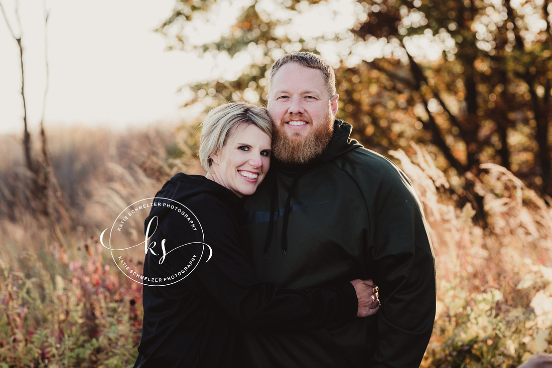 Iowa Family Portraits in local park with KS Photography