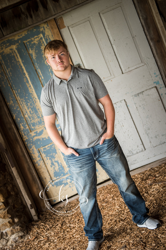 Katie Schmelzer Photography_IA Senior Photography_Boy Senior Photographer_Sports Senior Photographer_Senior Photographer