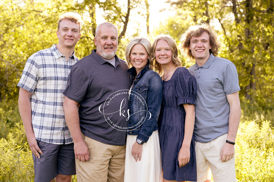 IA Summer Family Session Photographed by Iowa Family photographer KS Photography