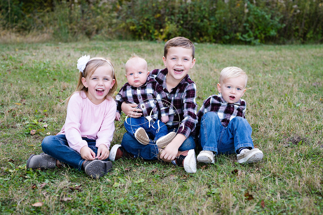 Fun Iowa Family Session photographed by IA Family Photographer KS Photography