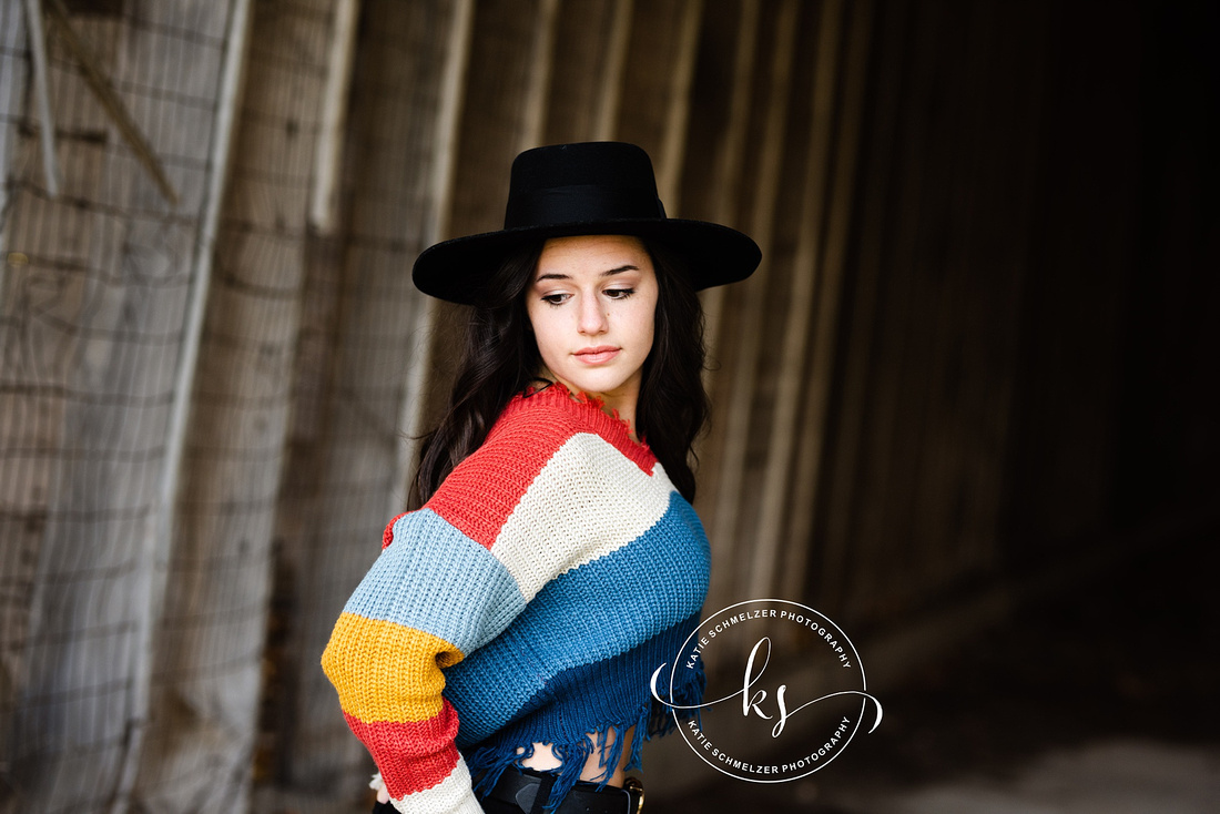 Fall evening senior portrait session in Amana + Kent Park Iowa with stylish senior girl photographed  by Iowa Senior photographer KS Photography