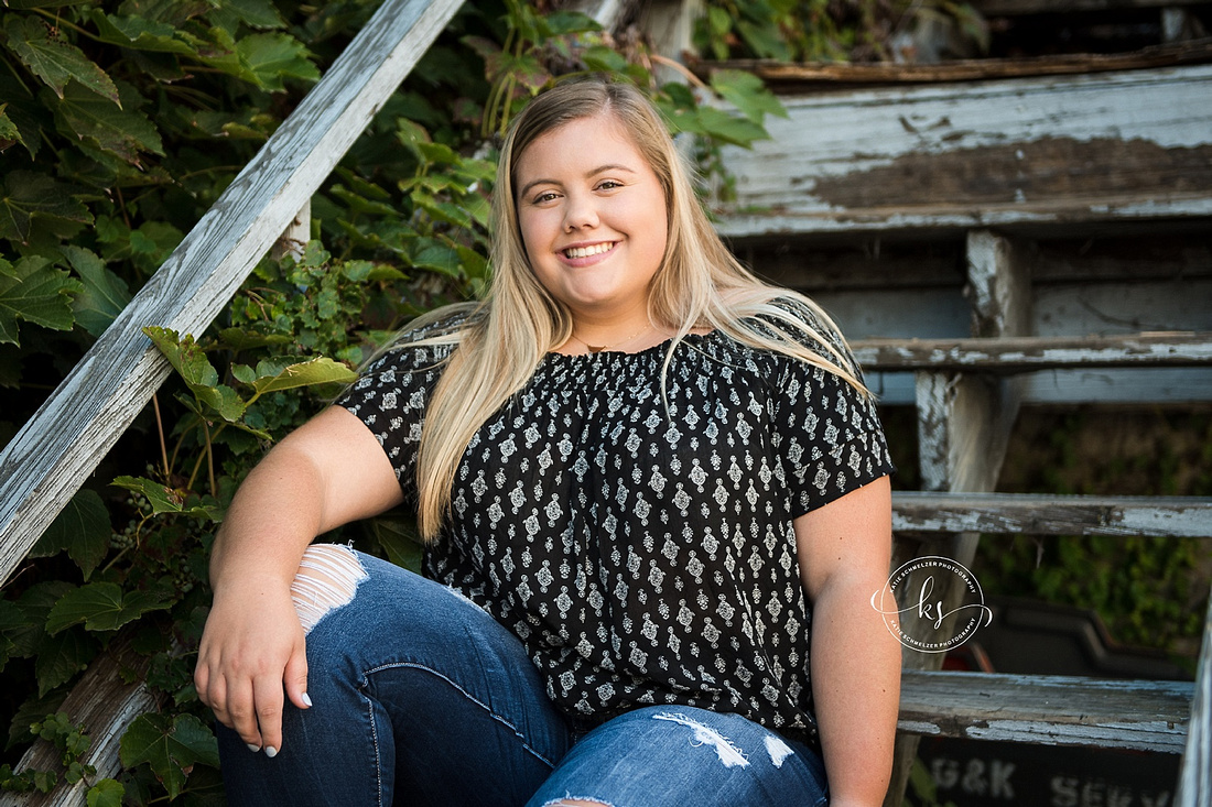 KS Photography | Iowa Senior Portrait Photographer