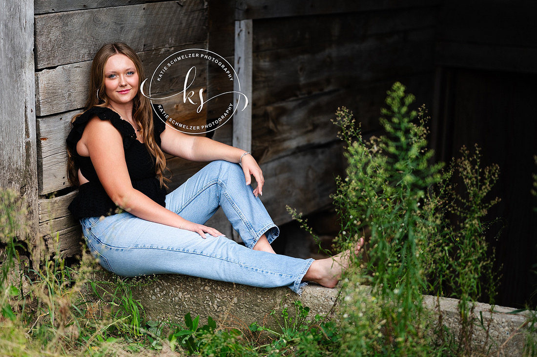 Fall Senior Session photographed by Iowa Senior Photographer KS Photography