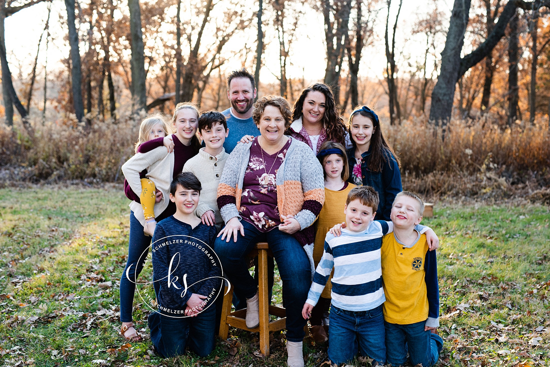 Fall Iowa Extended Family Session photographed by Family Photographer KS Photography