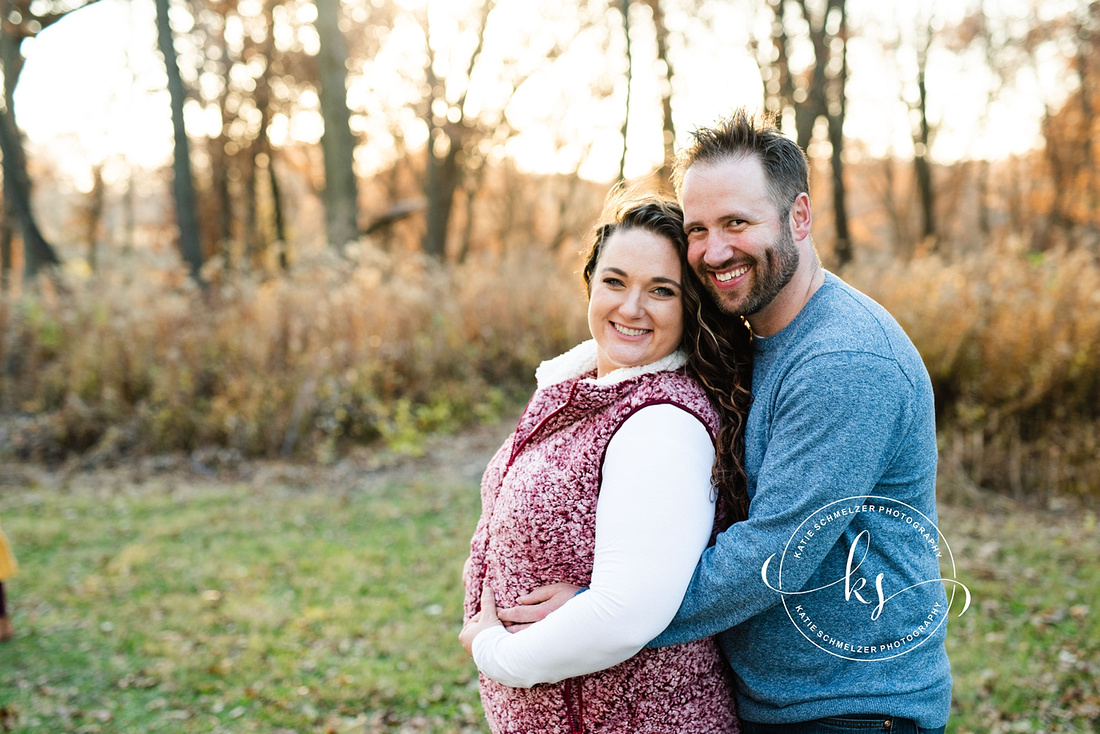 Fall Iowa Extended Family Session photographed by Family Photographer KS Photography