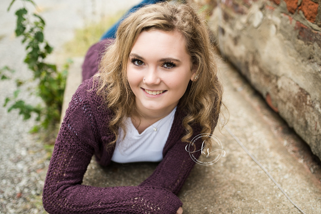 Katie S_Iowa Senior Portrait Photographer_Josie_0072