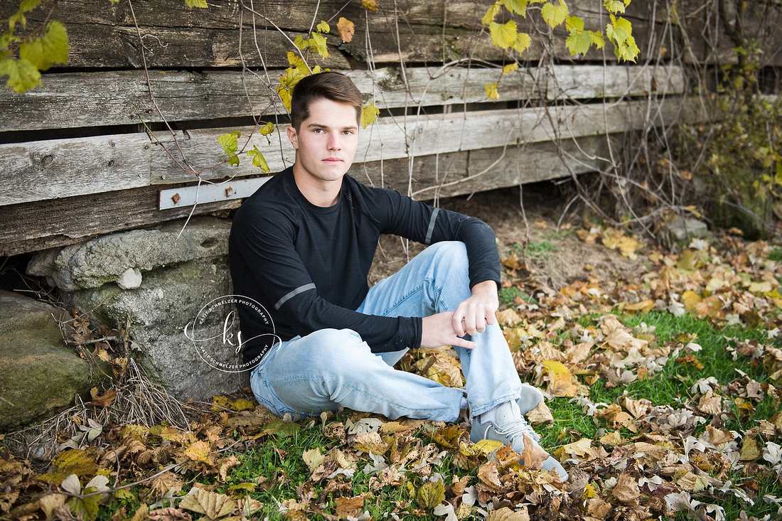 Katie S_Iowa Senior Portrait Photographer_Evans Twins_0015