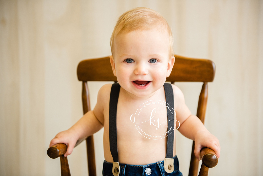 Family of Five Mini Session in Iowa photographed by IA family photographer KS Photography