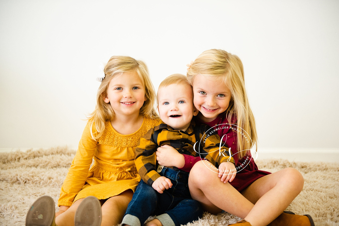 Family of Five Mini Session in Iowa photographed by IA family photographer KS Photography