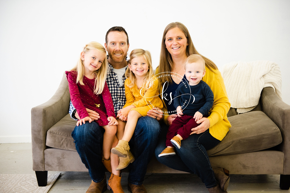 Family of Five Mini Session in Iowa photographed by IA family photographer KS Photography