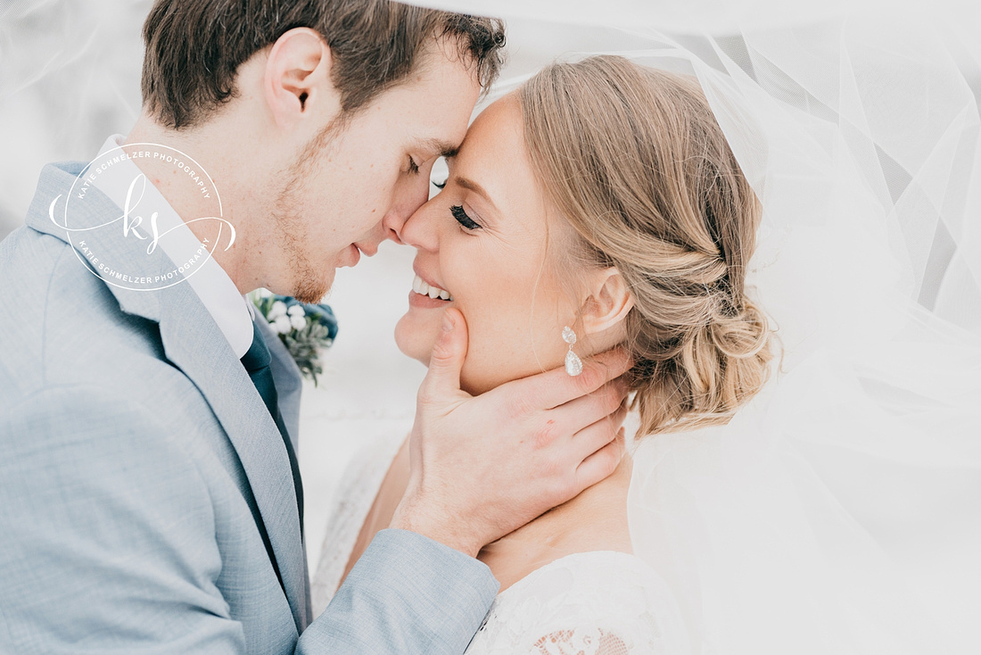 Iowa Winter Wedding photographed by IA Wedding Photographer KS Photography