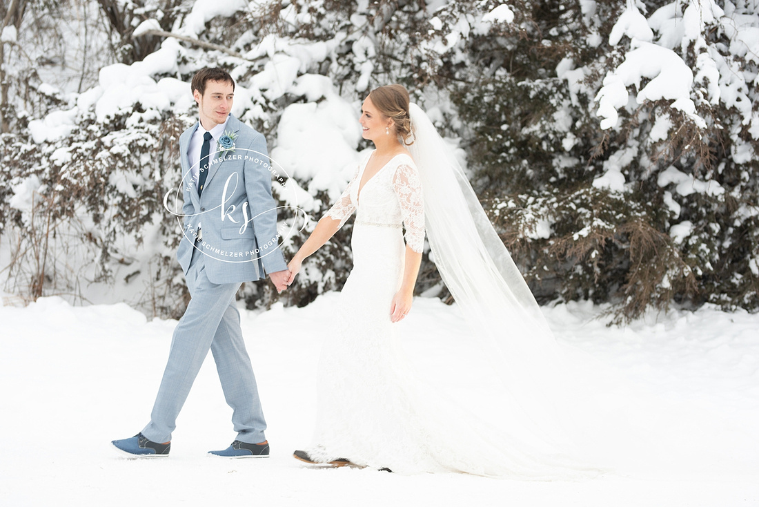 Iowa Winter Wedding photographed by IA Wedding Photographer KS Photography