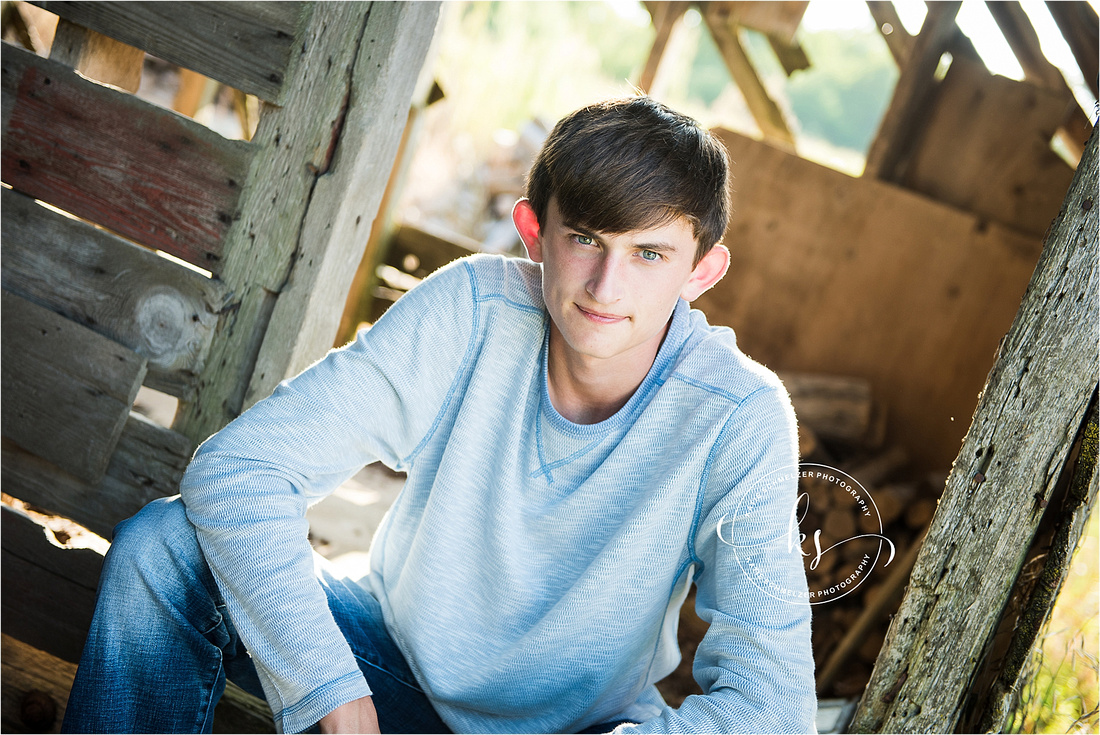 Iowa Senior portraits with high school athlete and KS Photography