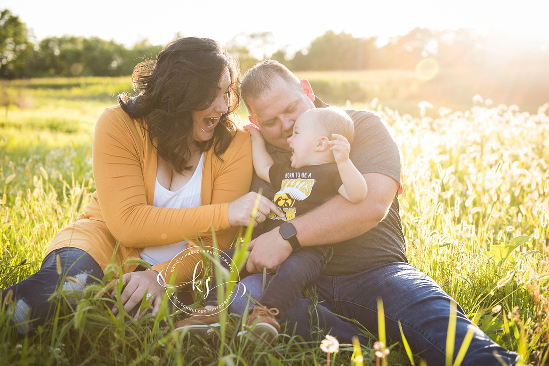 Cookie session for one year old with sunset family portraits by Iowa family photographer KS Photography