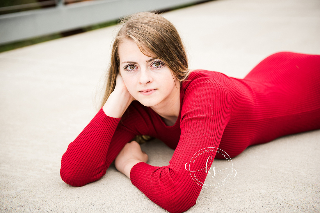 Senior portrait session at Lake McBride with Solon High School student and Iowa senior portrait photographer, KS Photography