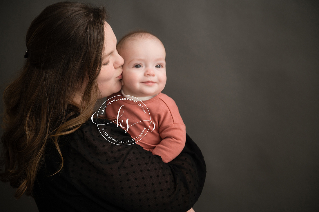 Six Month Milestone Photos photographed by Iowa Newborn photographer KS Photography