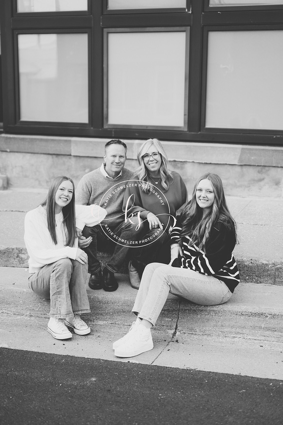 Outdoor Iowa Family Photos photographed by Iowa Family Photographer KS Photography 