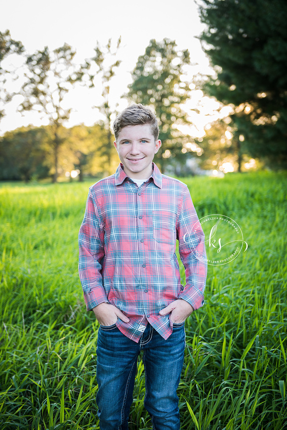 Senior portraits on local Tiffin, Iowa golf course with KS Photography