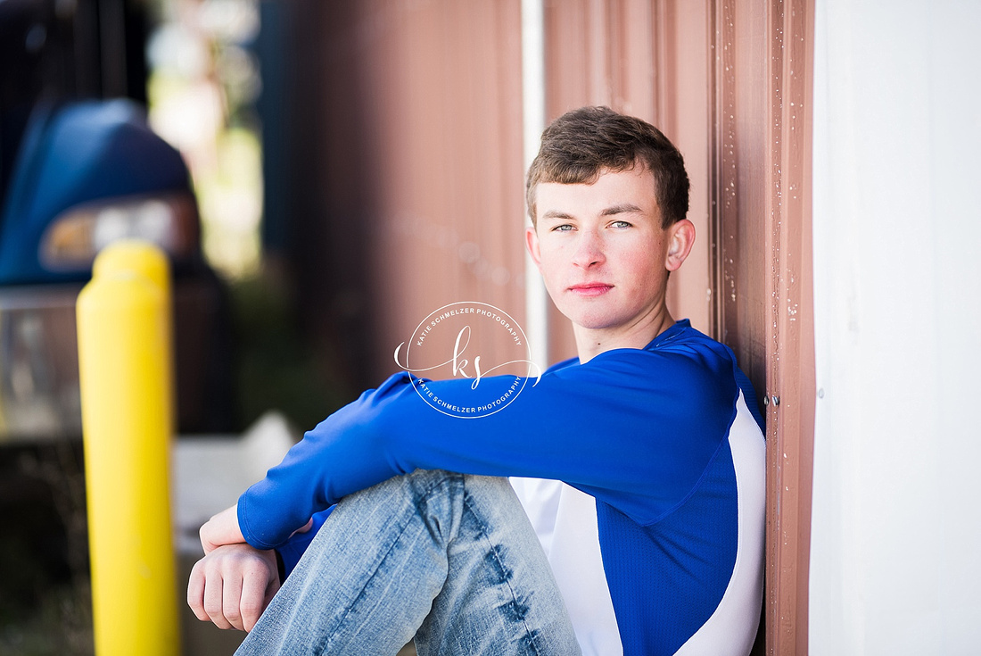 Senior portraits with CCA runner and Iowa senior portrait photographer KS Photography