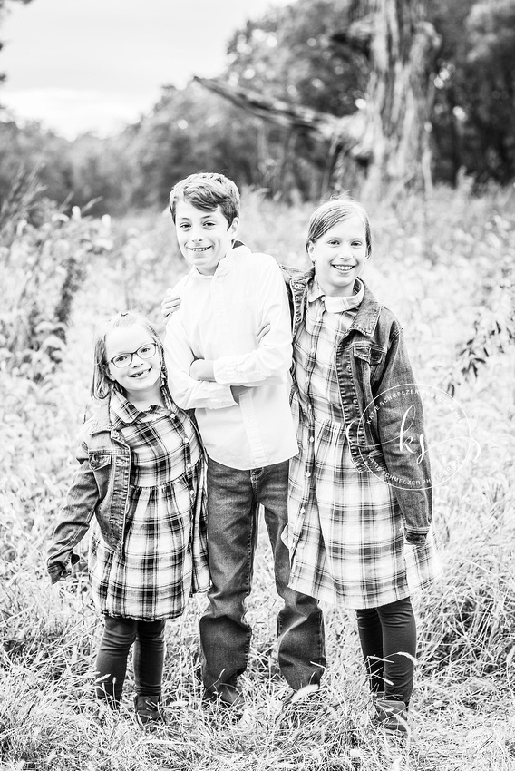 Fall family mini session with Tiffin IA family photographer, KS Photography