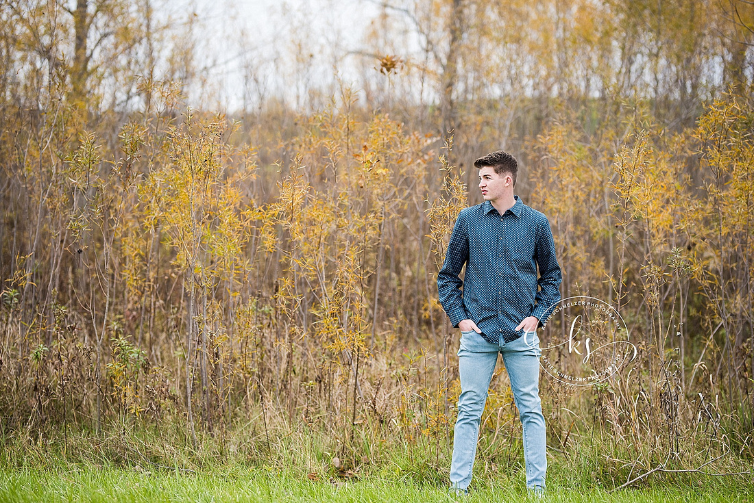 Iowa City senior portraits in the fall with Iowa senior portrait photographer KS Photography