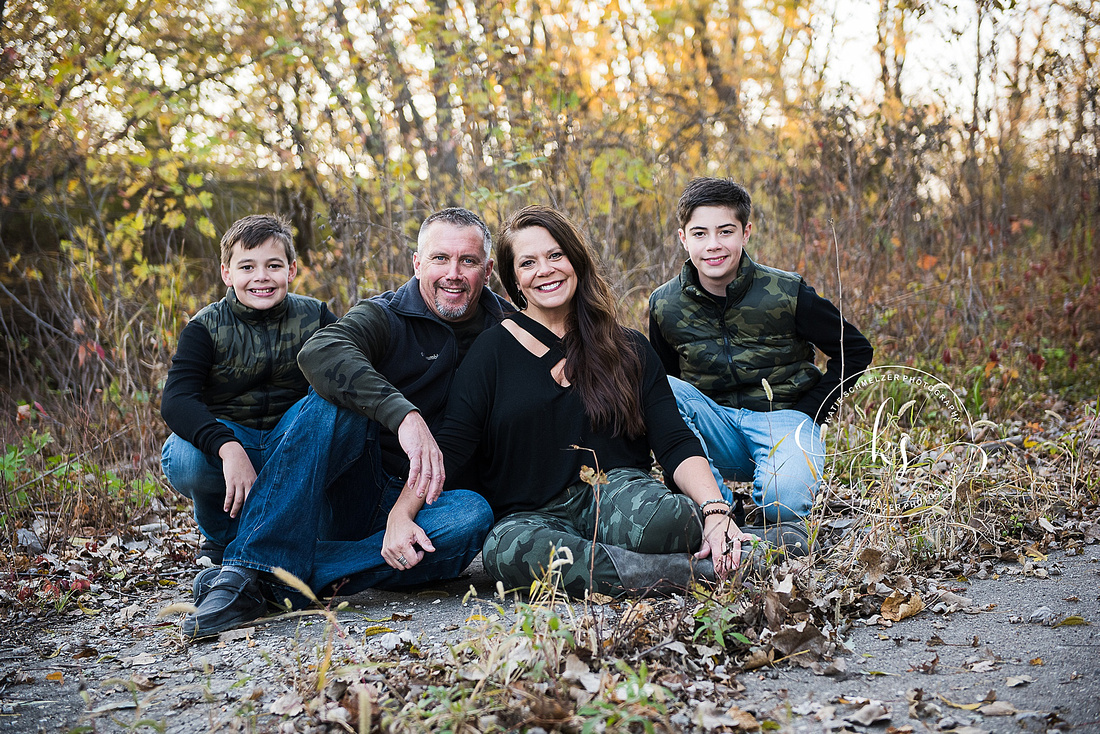 Iowa family portraits with KS Photography along Iowa marina and rock quarry 