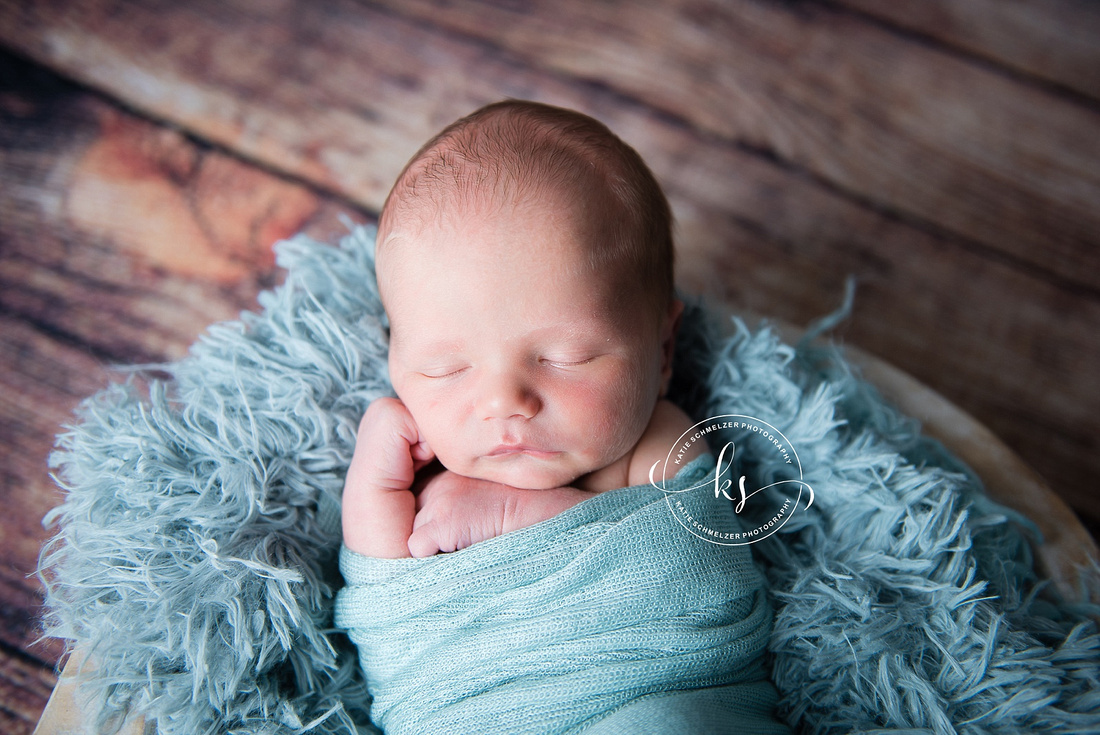 Newborn session in Iowa with KS Photography, inspired by Iowa Hawkeyes