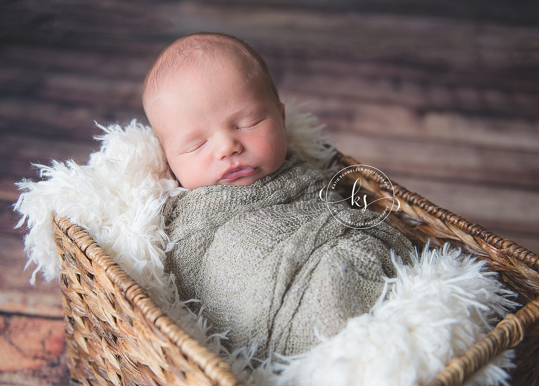 Newborn session in Iowa with KS Photography, inspired by Iowa Hawkeyes