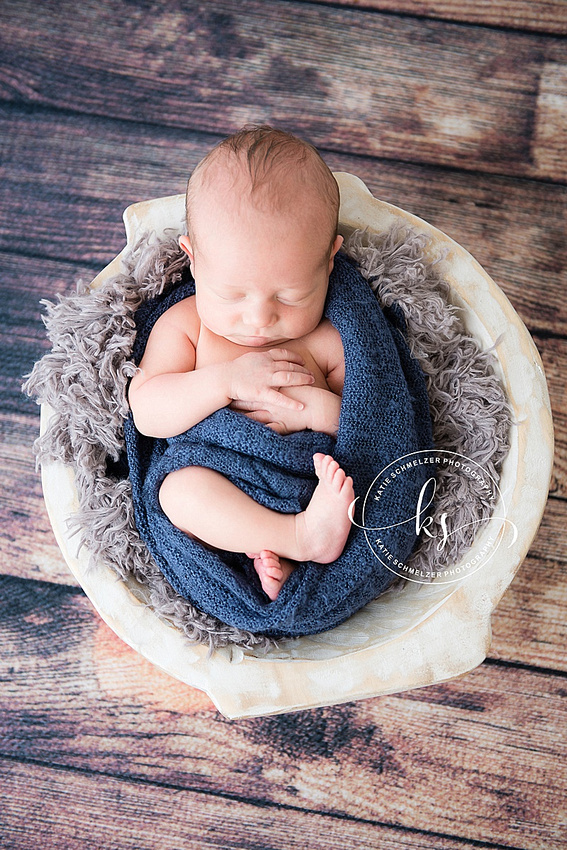 Classic Iowa newborn portraits with KS Photography in Tiffin IA studio