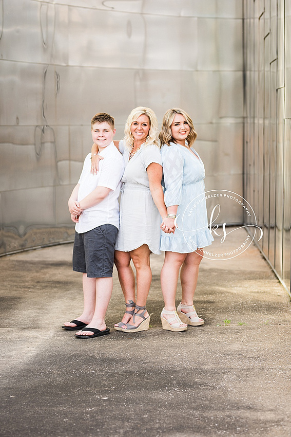 Chic and stylish downtown Iowa City family portraits with KS Photography