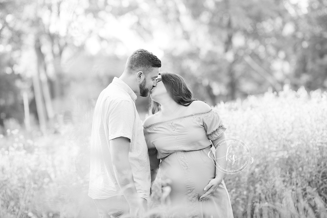 Kent Park Maternity Session with KS Photography