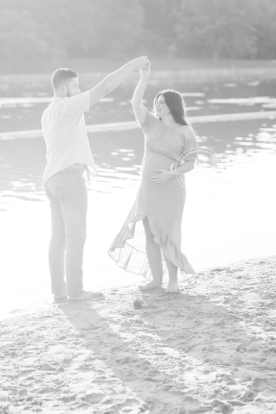 Kent Park Maternity Session with KS Photography