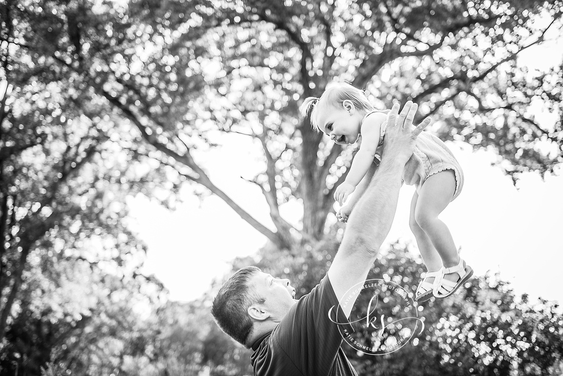 Milestone Portraits in Tiffin IA with family portrait photographer KS Photography