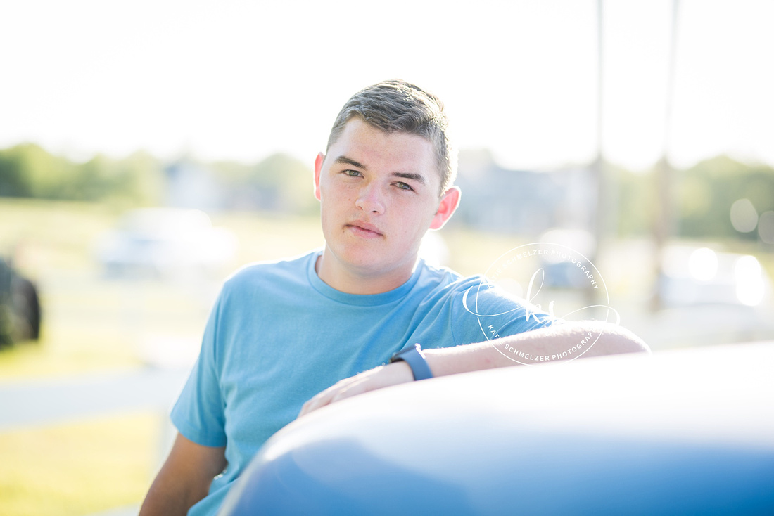 Colony Pumpkin Patch Senior Portraits in North Liberty with KS Photography