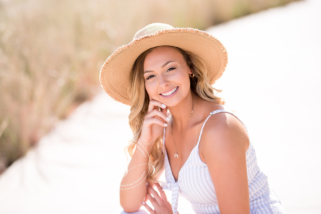 Stylish and chic senior portraits at Colony Pumpkin Patch with Tiffin IA photographer KS Photography