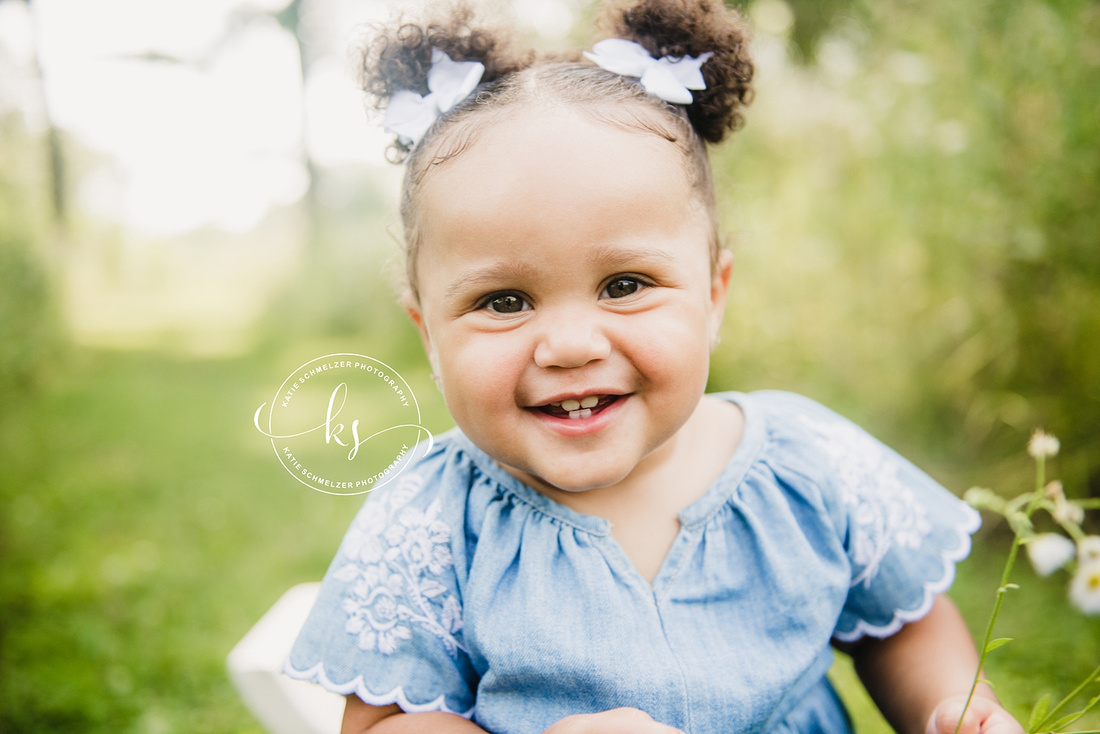 1 Year Milestone + Family Portraits | IA Newborn and Family Photographer KS Photography