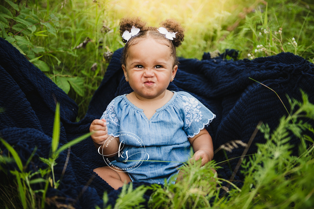 1 Year Milestone + Family Portraits | IA Newborn and Family Photographer KS Photography