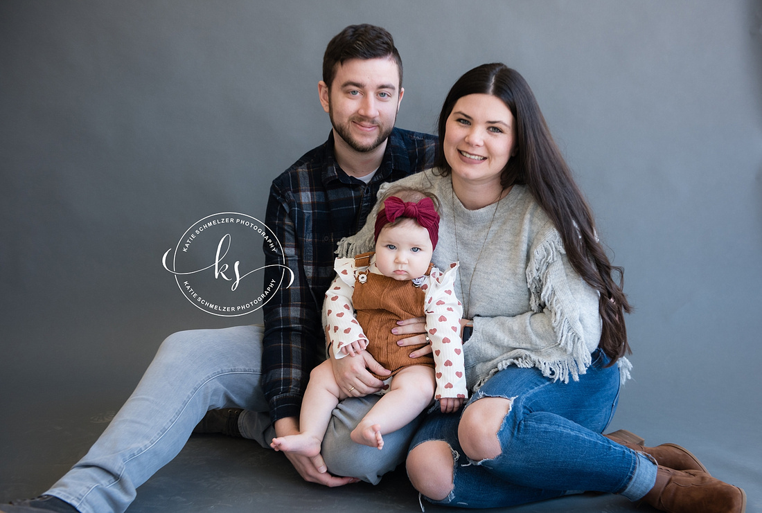 Iowa 6 Month Milestone Portraits photographed by IA Newborn Photographer KS Photography